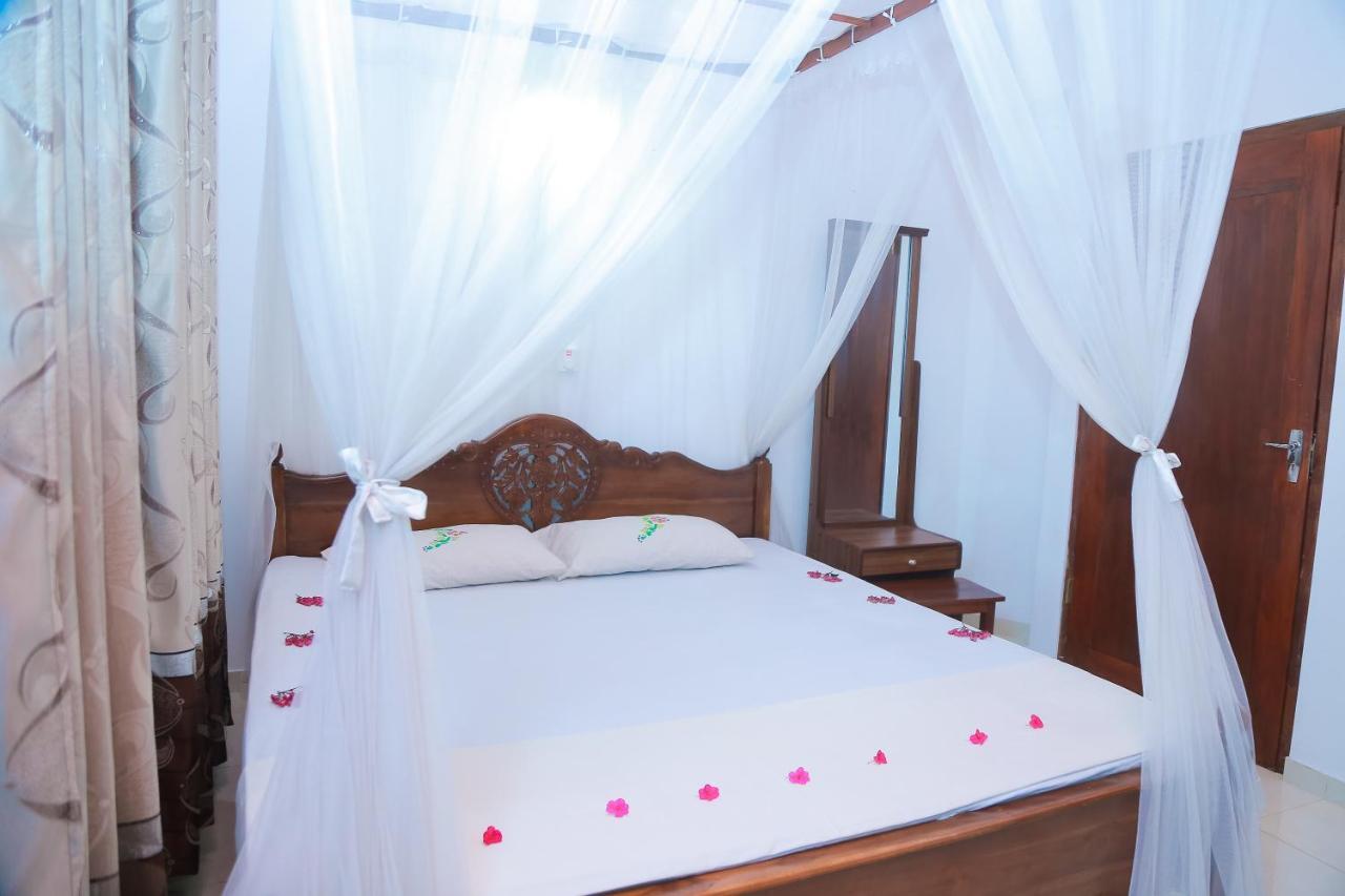 Ananda Villa Bentota Exteriör bild