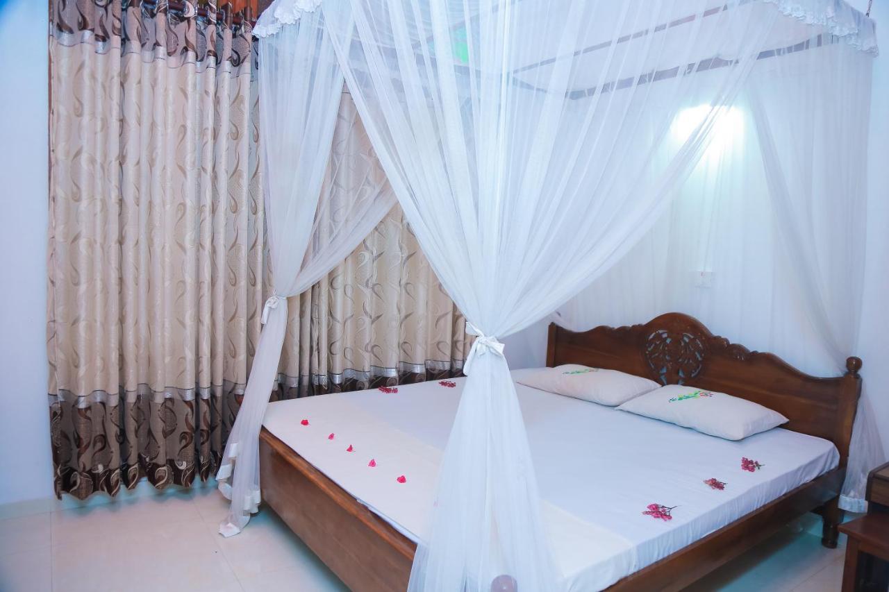 Ananda Villa Bentota Exteriör bild